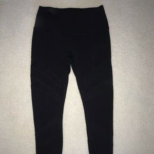 Yogalicious Leggings with mesh